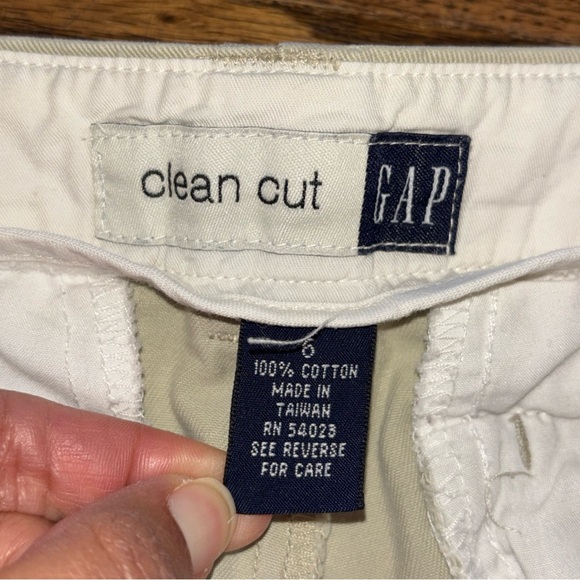 Gap‎ Khaki Y2K Bohemian Clean Cut Floral Embroidered Capri Pants Women's sz 6 - Picture 6 of 16